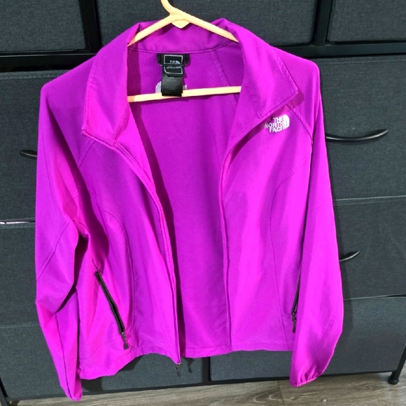 The North Face Women's Vibrant Purple Ski Jacket.  Size L. - Picture 1 of 16